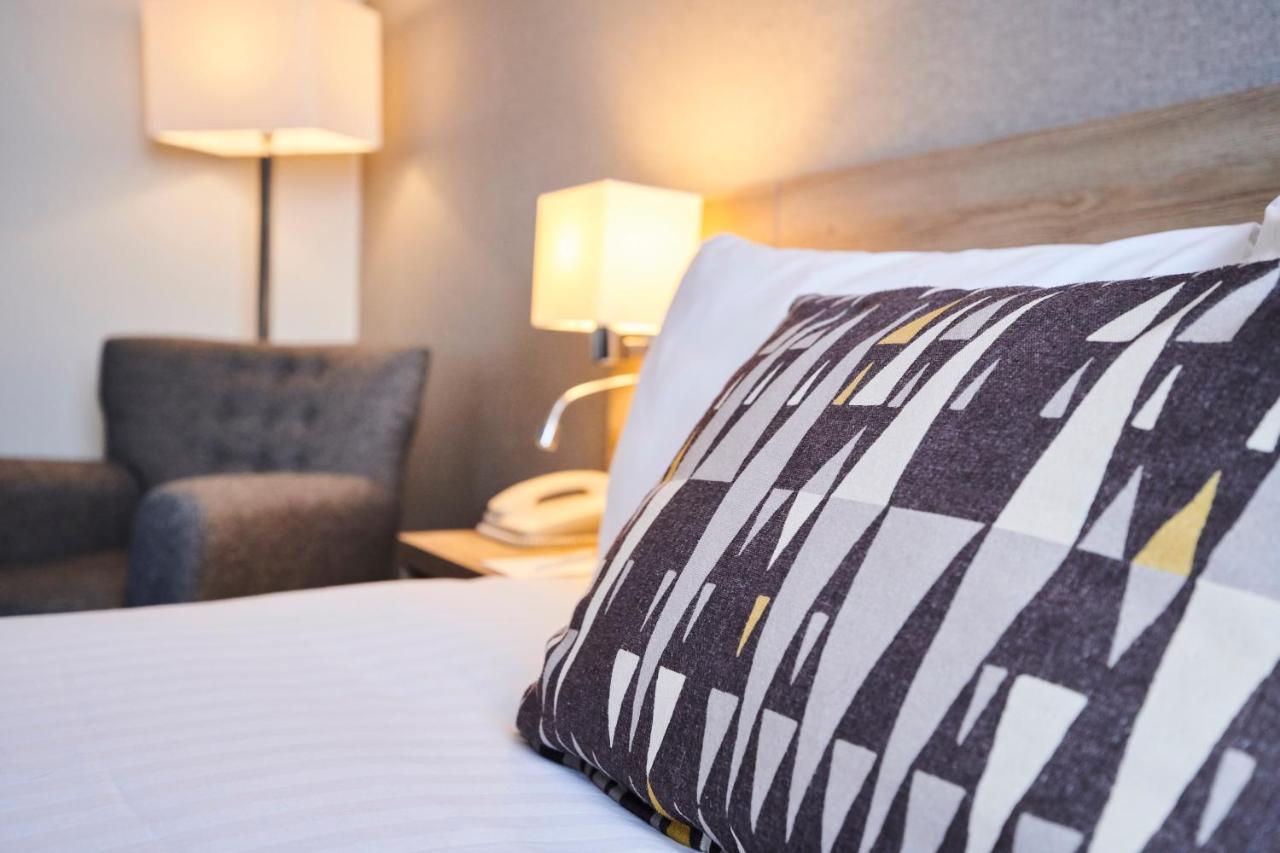 Holiday Inn Ellesmere Port/Cheshire Oaks By Ihg Bagian luar foto