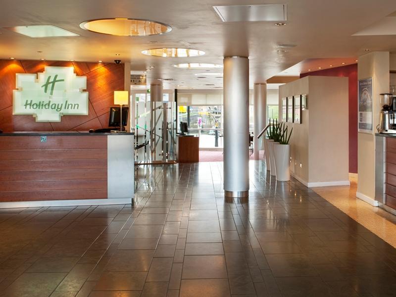 Holiday Inn Ellesmere Port/Cheshire Oaks By Ihg Bagian luar foto