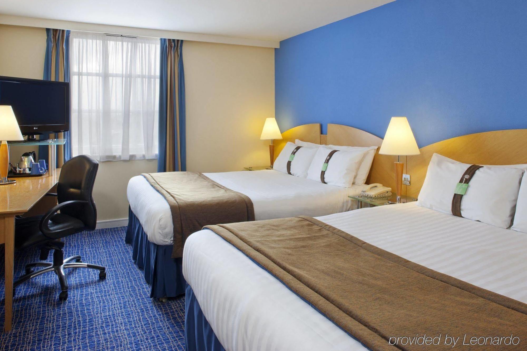 Holiday Inn Ellesmere Port/Cheshire Oaks By Ihg Bagian luar foto
